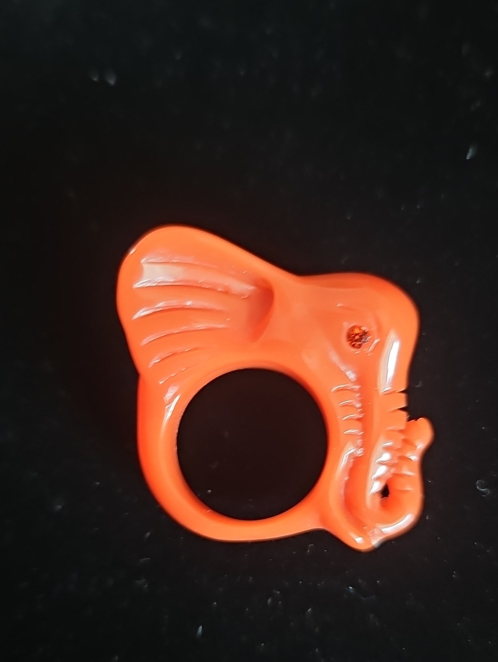 Lucite Elephant Ring